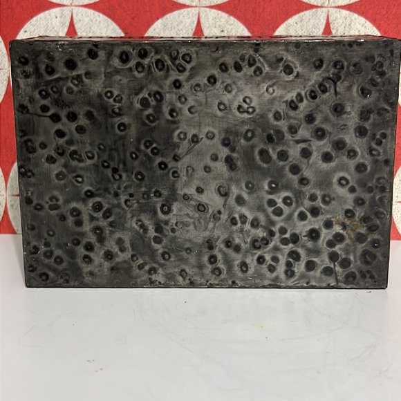 Vintage owl hinged metal embossed keepsake box wood interior - Picture 10 of 10